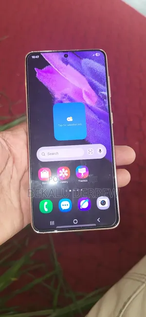 Photo - New Samsung Galaxy S21 5G 128 GB Silver