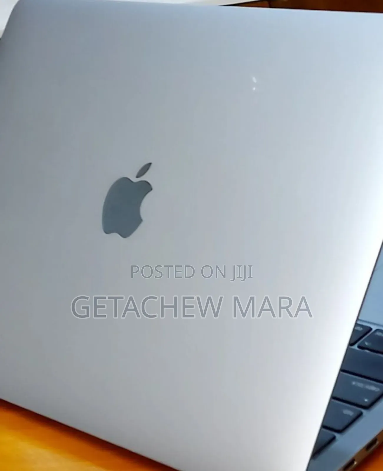 New Laptop Apple MacBook Pro M1 8GB Intel SSD 512GB