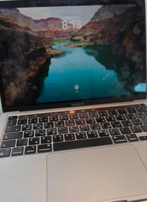 New Laptop Apple MacBook Pro M1 8GB Intel SSD 512GB
