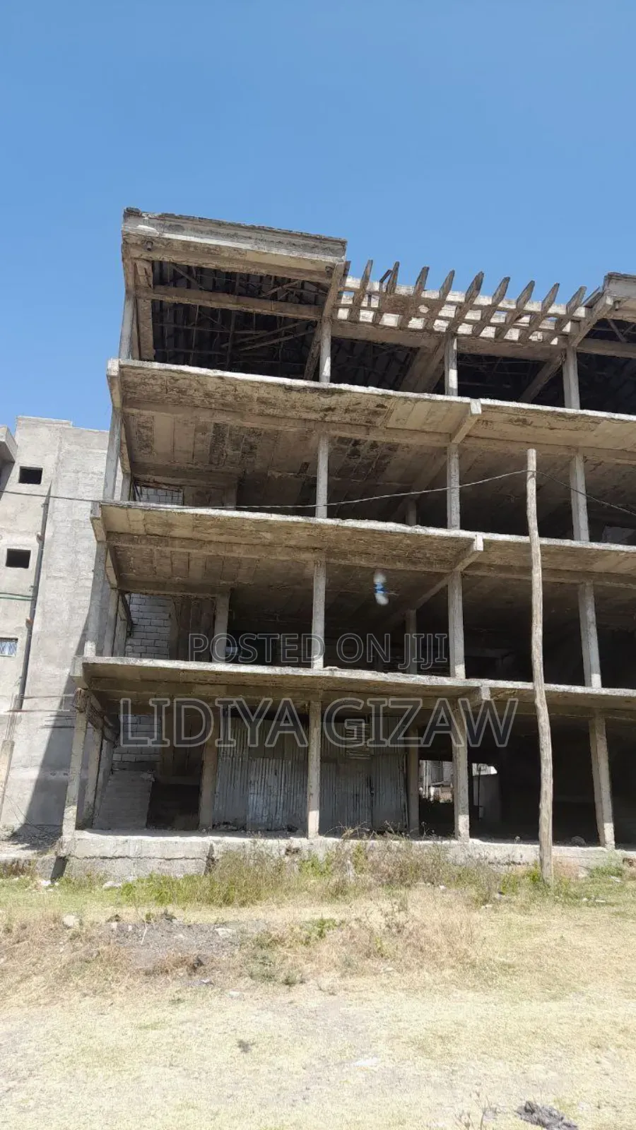 5bdrm House in Akaky Kaliti for sale