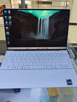 New Laptop Dell XPS 13 16GB Intel Core I7 SSD 512GB