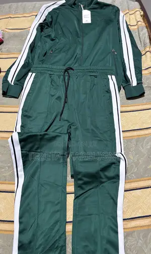Photo - Tracksuit, Size 2xl