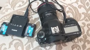 Photo - Canon 5d Mark 4