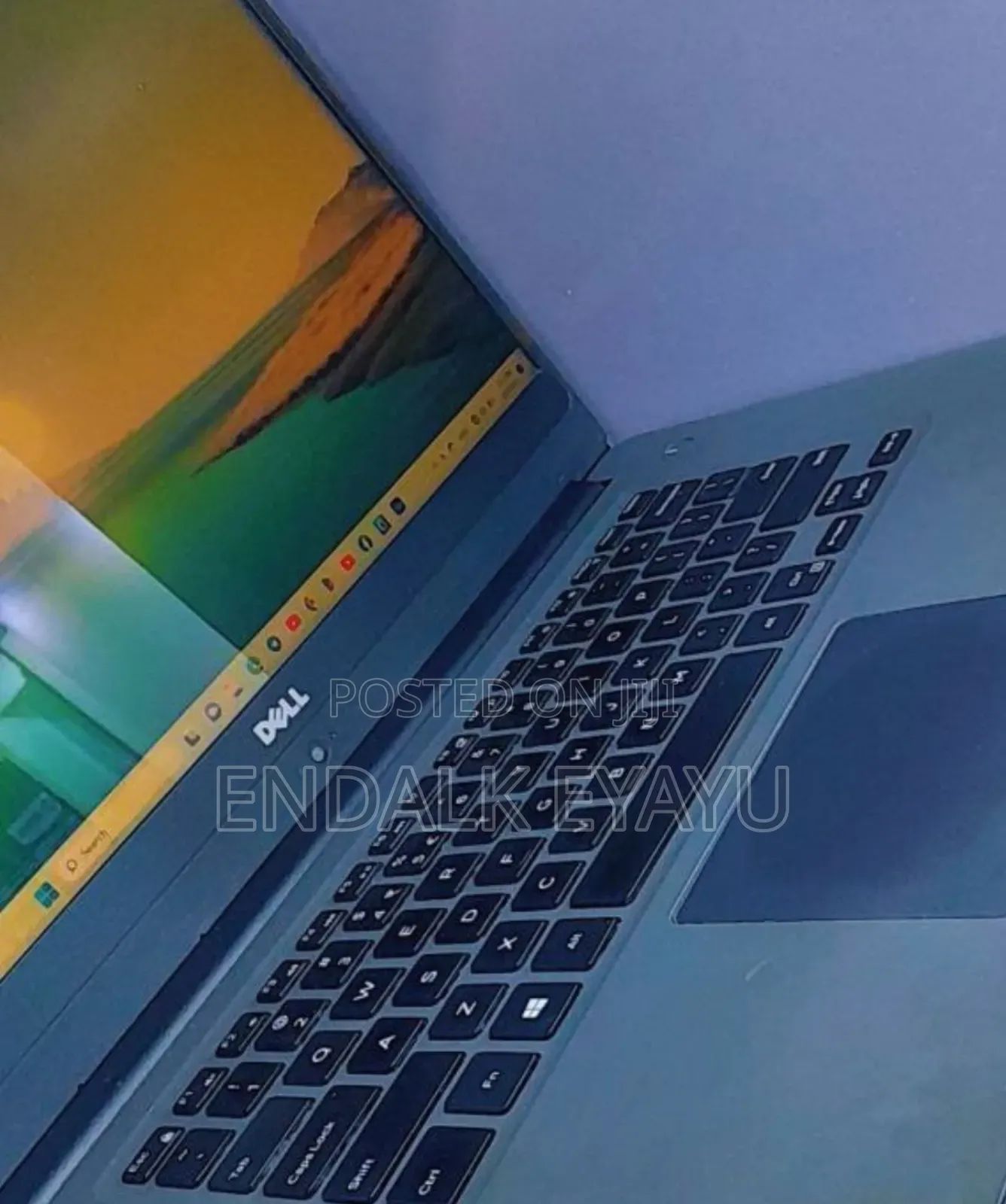 New Laptop Dell Inspiron 15 8GB Intel Core I5 SSD 250GB