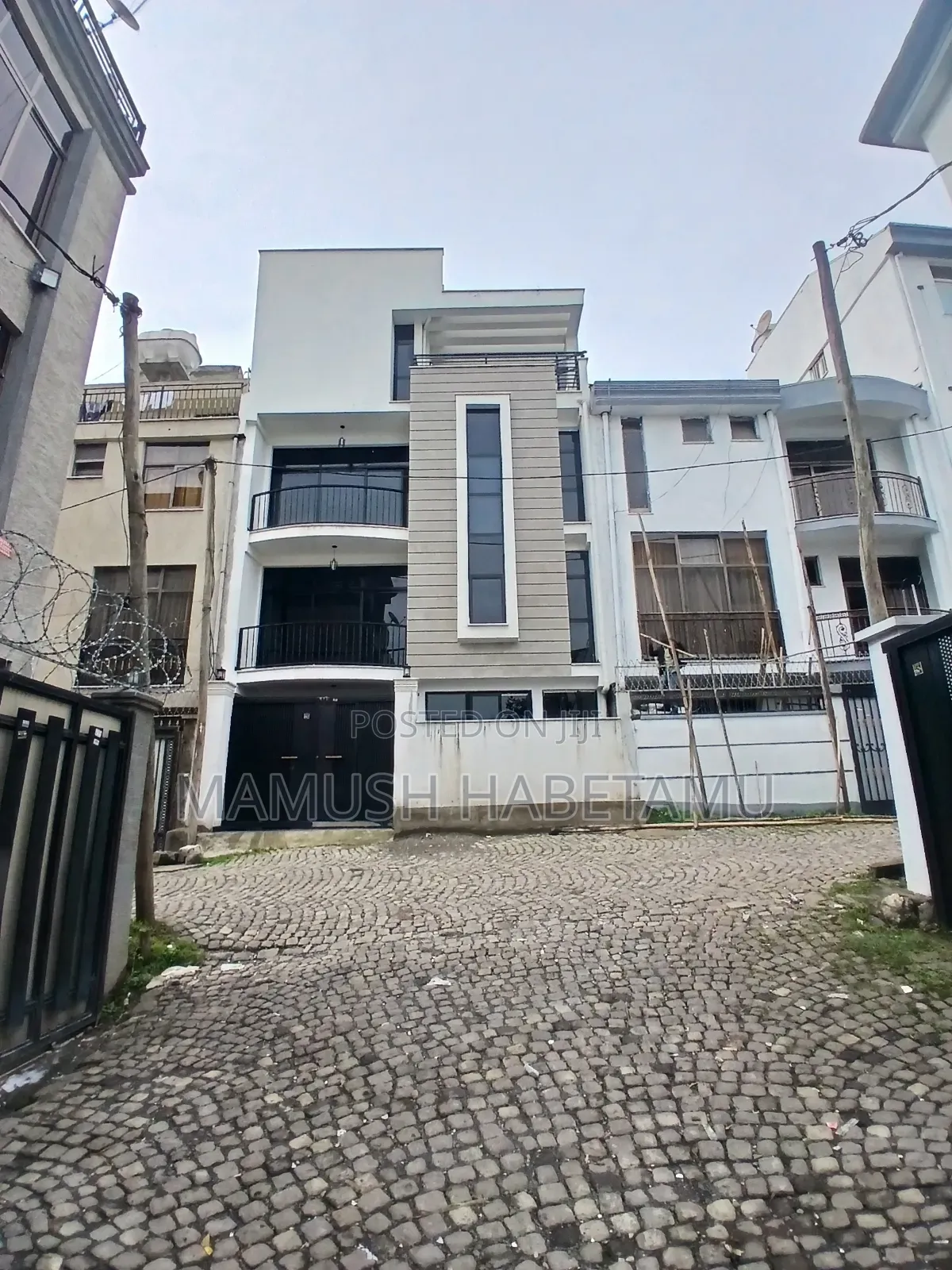 Furnished 6bdrm House in አዲስ አበባ, Nifas Silk-Lafto for sale