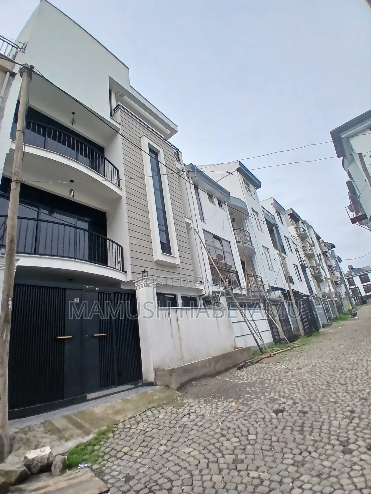 Furnished 6bdrm House in አዲስ አበባ, Nifas Silk-Lafto for sale