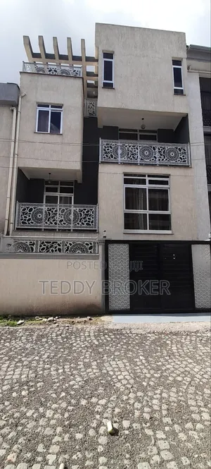 Photo - 7bdrm House in Haile Garment, Nifas Silk-Lafto for sale