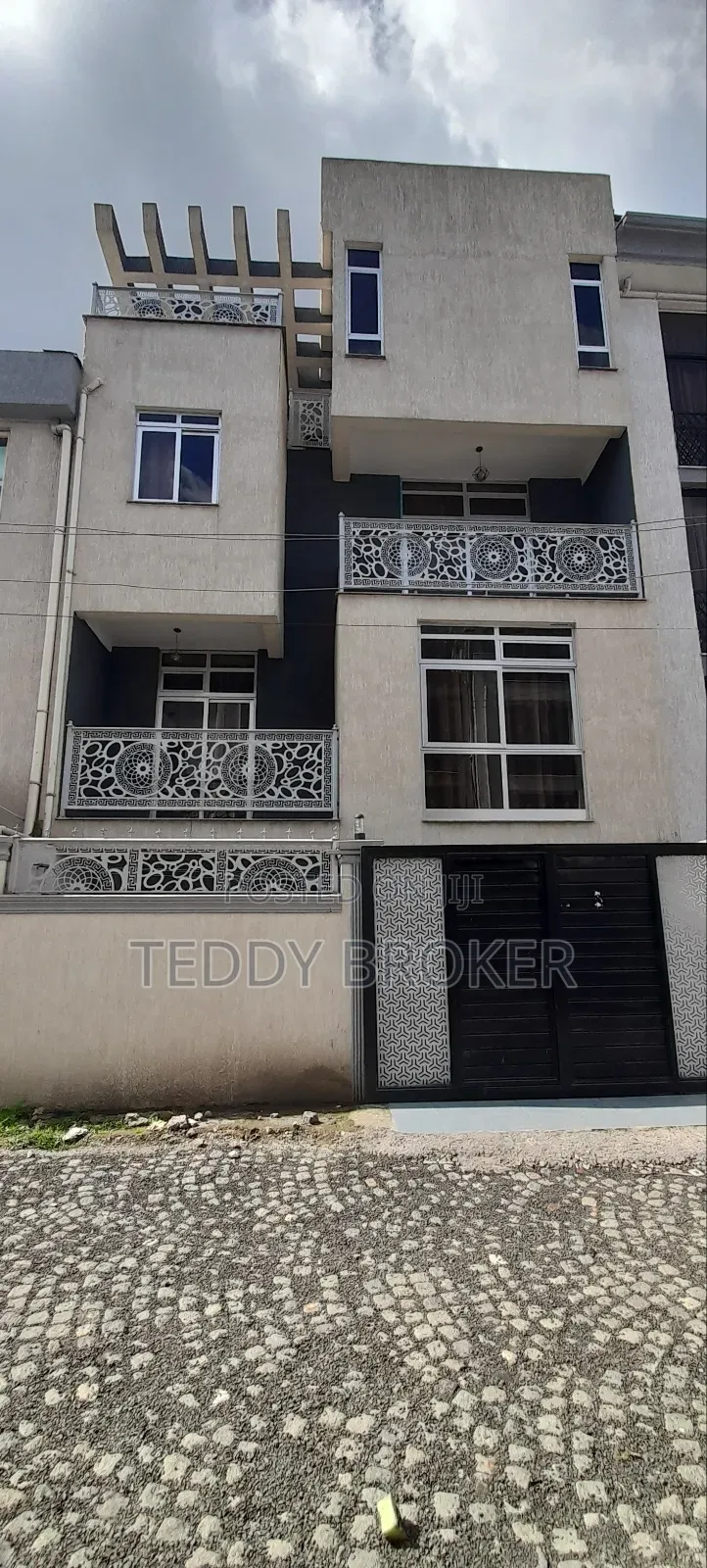 7bdrm House in Haile Garment, Nifas Silk-Lafto for sale