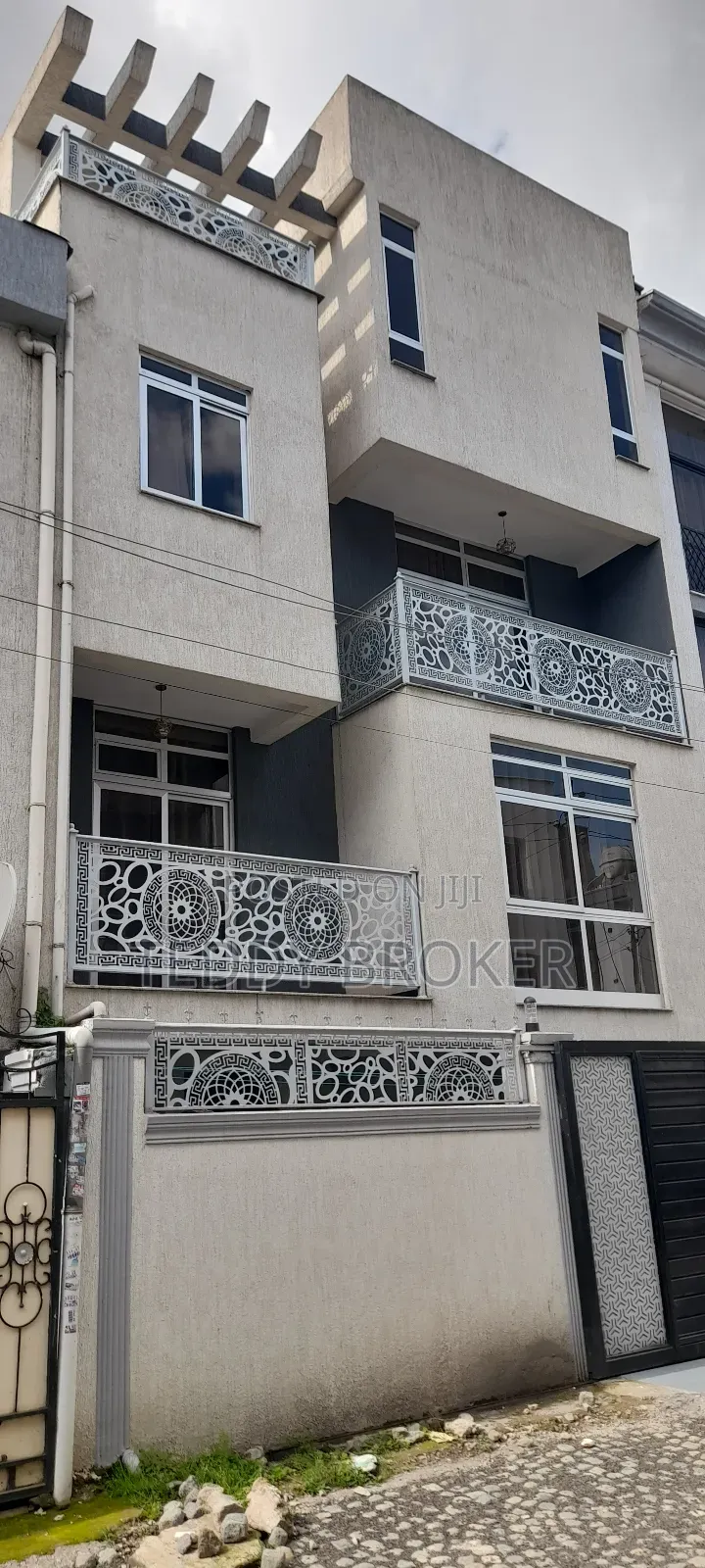 7bdrm House in Haile Garment, Nifas Silk-Lafto for sale