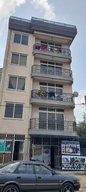 8bdrm House in Kality Alem Bank, Akaky Kaliti for sale