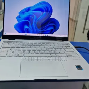 New Laptop Asus Zenbook Flip 13 UX363 16GB Intel Core I7 SSD 512GB