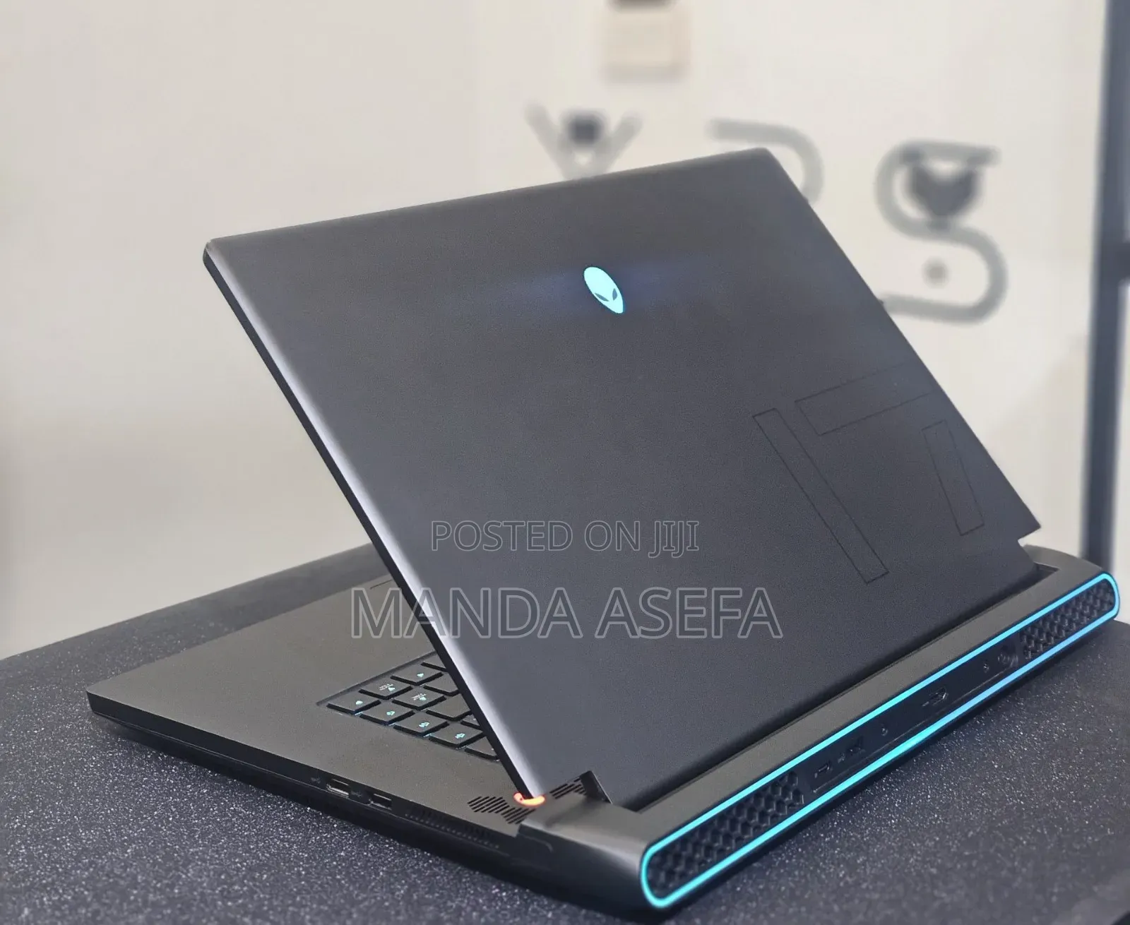 New Laptop Alienware M17x R2 16GB AMD Ryzen 7 SSD 1T