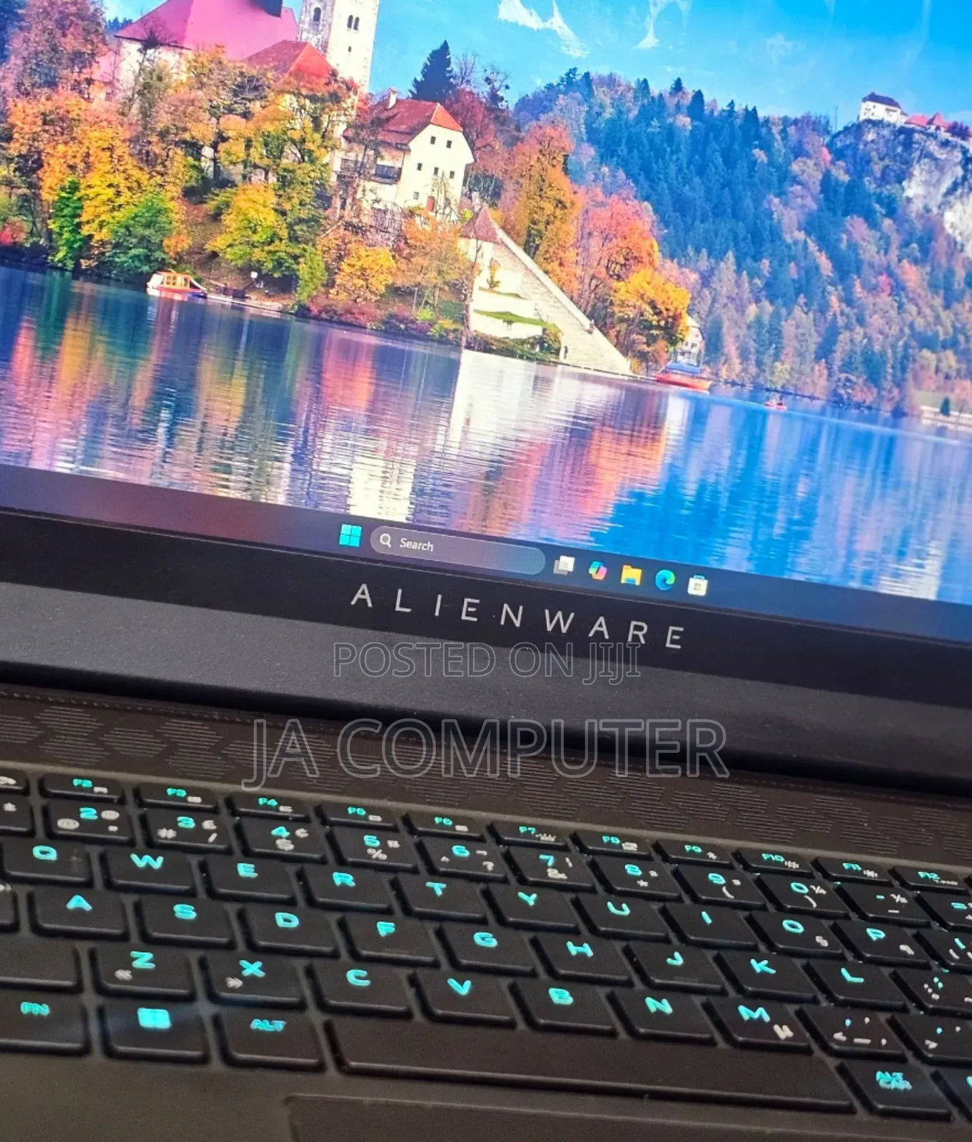 New Laptop Dell Alienware M17 R2 16GB AMD Ryzen 7 SSD 1T