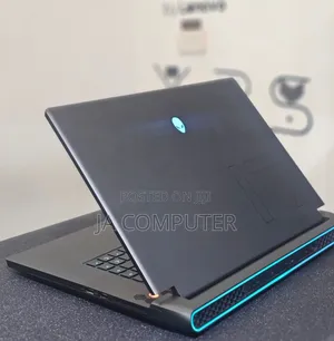 New Laptop Dell Alienware M17 R2 16GB AMD Ryzen 7 SSD 1T