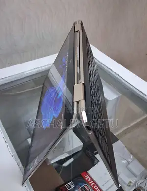 Photo - New Laptop HP Spectre 16GB Intel Core I7 SSD 512GB