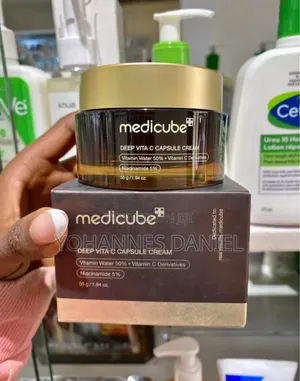 Photo - Medicube Vitamin C Capsule Cream