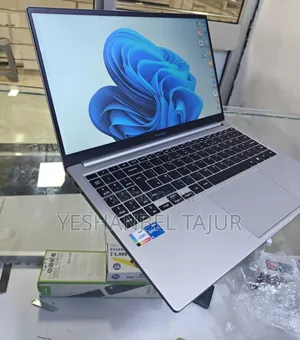 Photo - New Laptop Samsung Galaxy Book 2 8GB Intel Core I5 SSD 256GB