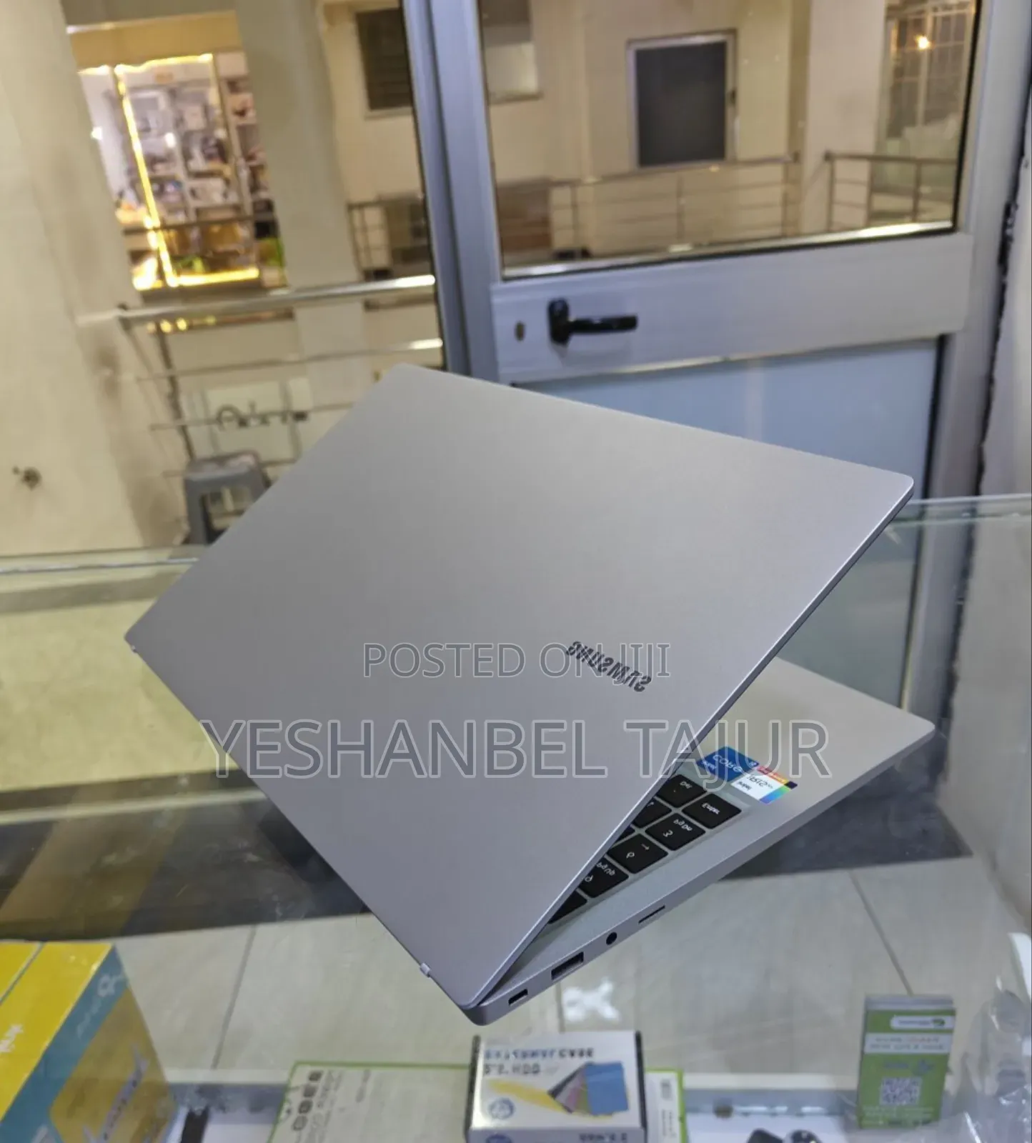 New Laptop Samsung Galaxy Book 2 8GB Intel Core I5 SSD 256GB