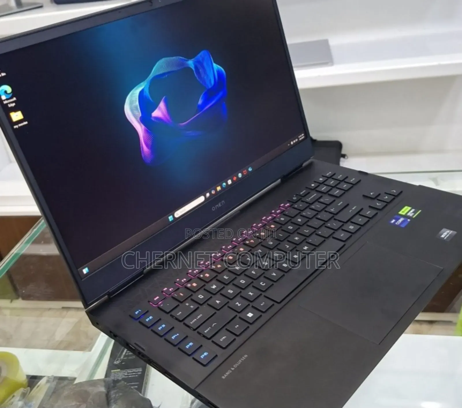 New Laptop HP Omen 17 32GB Intel Core I9 SSD 2T