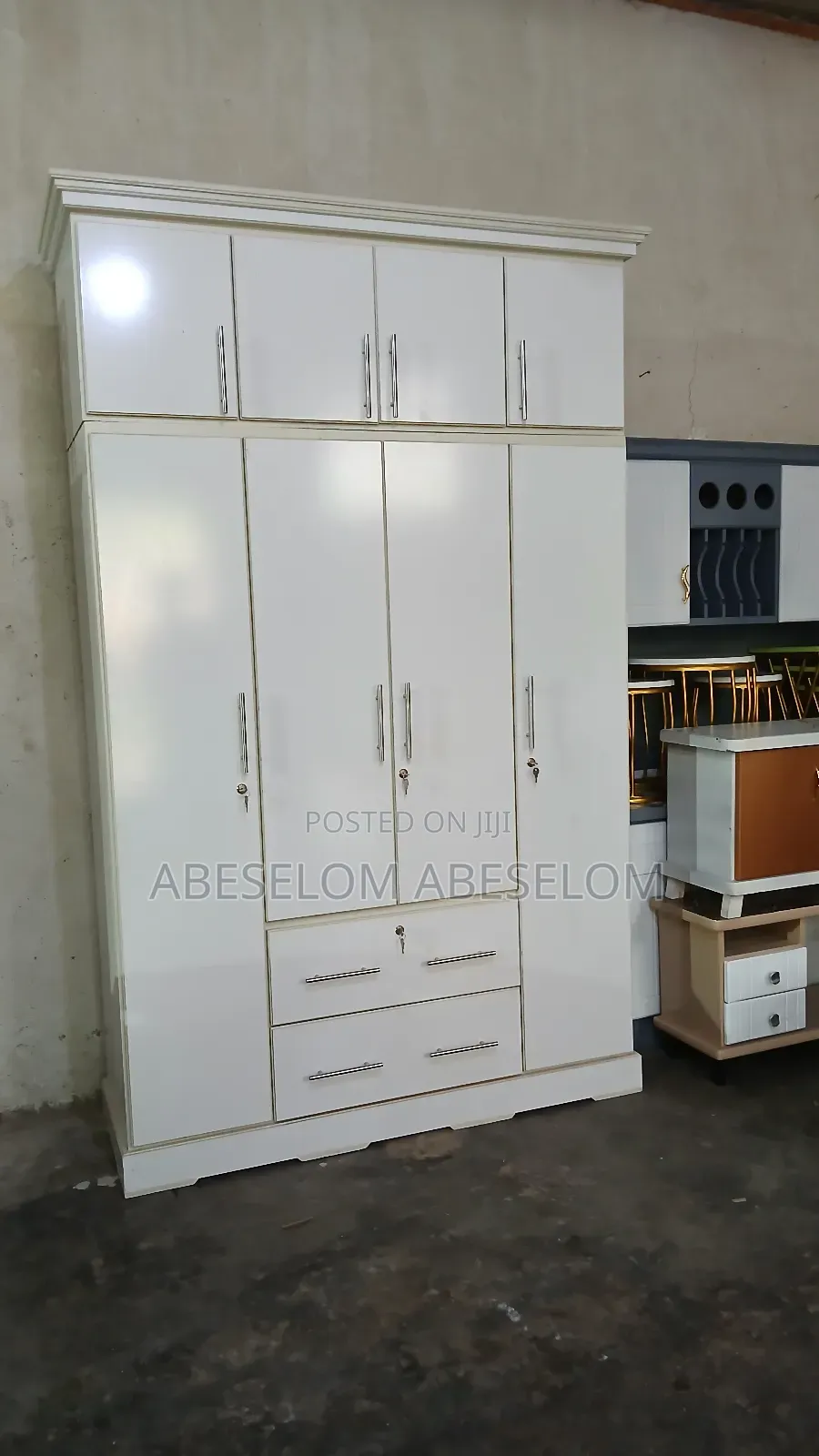 1,50 Cm በላምኔት የተሰራ ተሰቃይ ቁምሳጥን