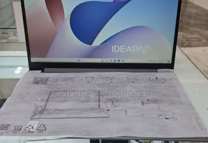 New Laptop Lenovo 16GB AMD Ryzen 5 SSD 512GB