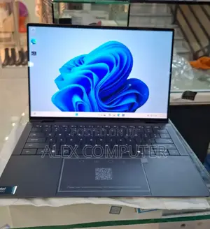 New Laptop Dell 32GB Intel Core Ultra 7 SSD 1T