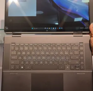 Photo - New Laptop HP Spectre X360 16GB Intel Core I7 SSD 1T