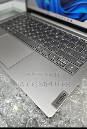 New Laptop Lenovo ThinkBook 15 16GB AMD Ryzen 7 SSD 512GB