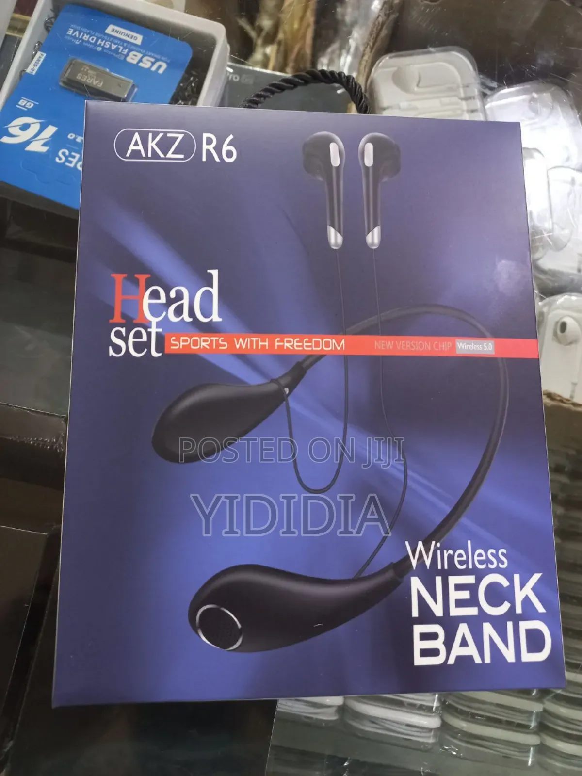 Akz Wireless Neck Band + Free Delivery