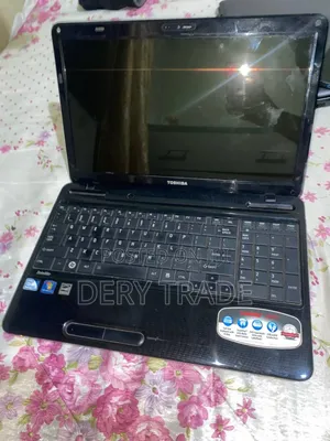 Laptop Toshiba 4GB Intel Core i3 HDD 320GB