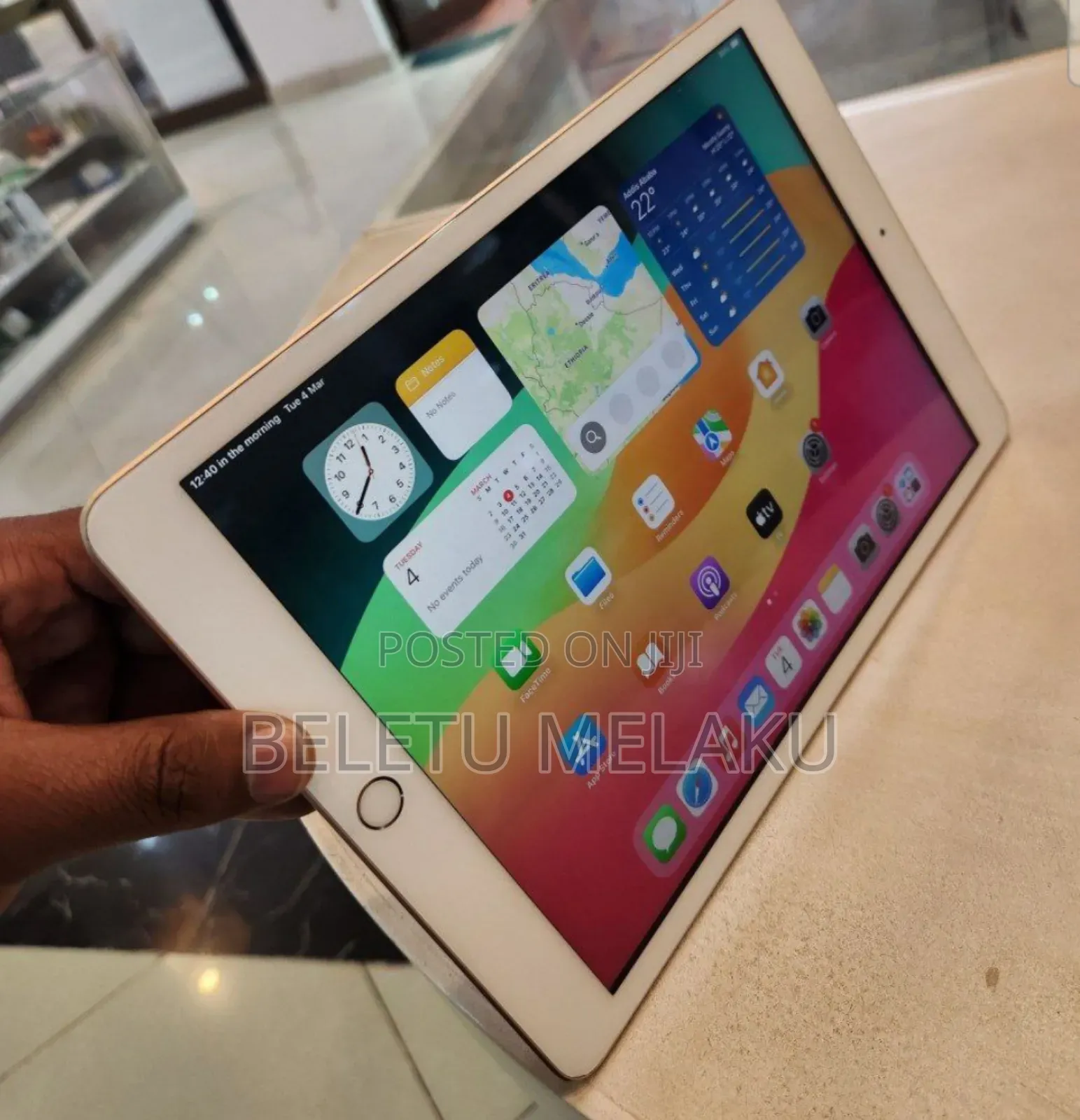 New Apple iPad 10.2 (2019) 128 GB Silver