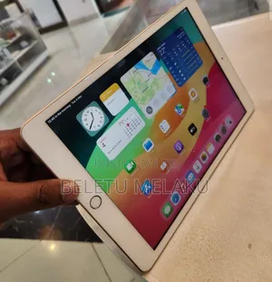 Photo - New Apple iPad 10.2 (2019) 128 GB Silver