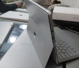 Photo - New Laptop Microsoft Surface Pro 6 8GB Intel Core I5 SSD 128GB