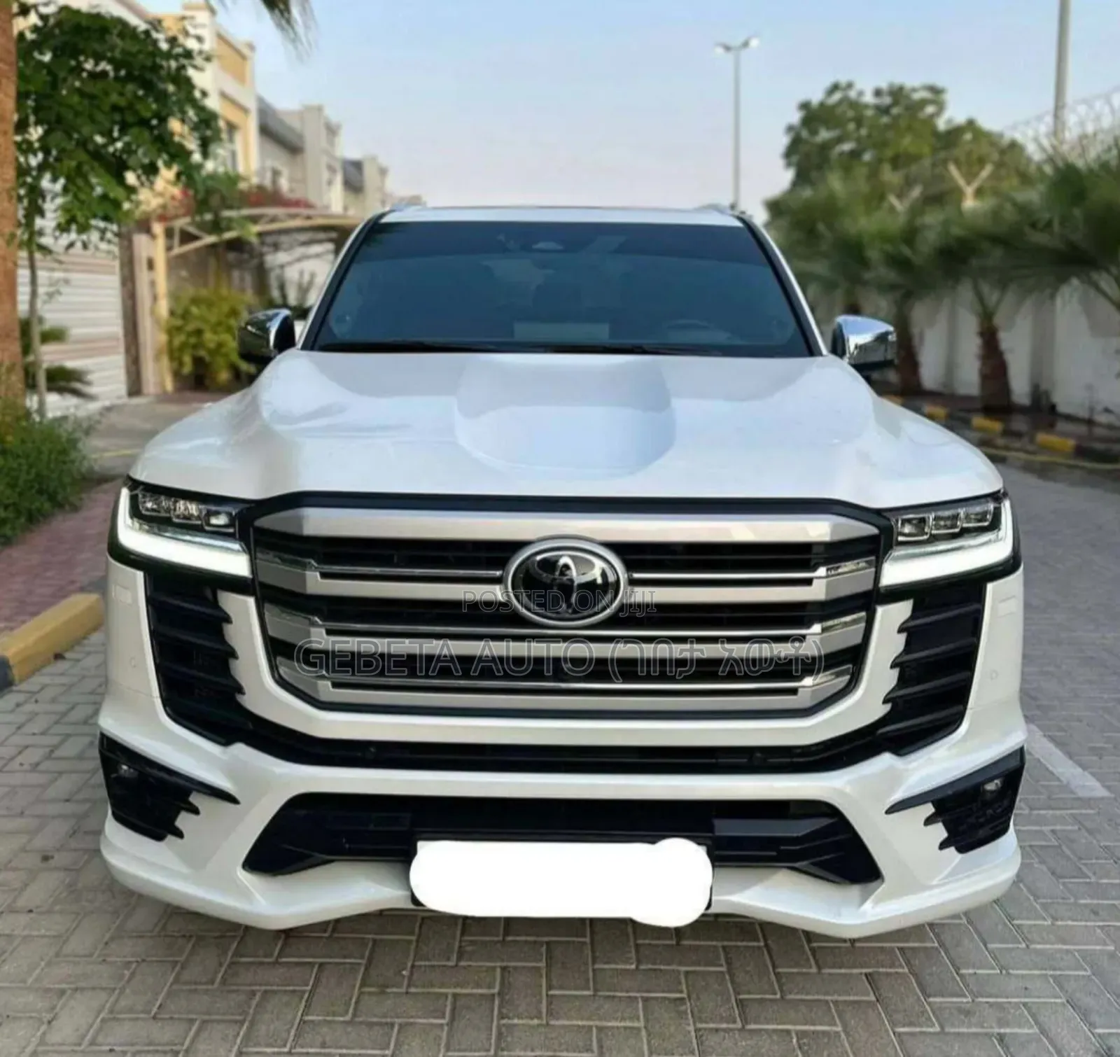 Toyota Land Cruiser 2023 White
