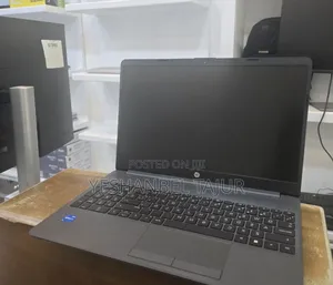 New Laptop HP Stream Notebook 8GB Intel Core I5 SSD 1T