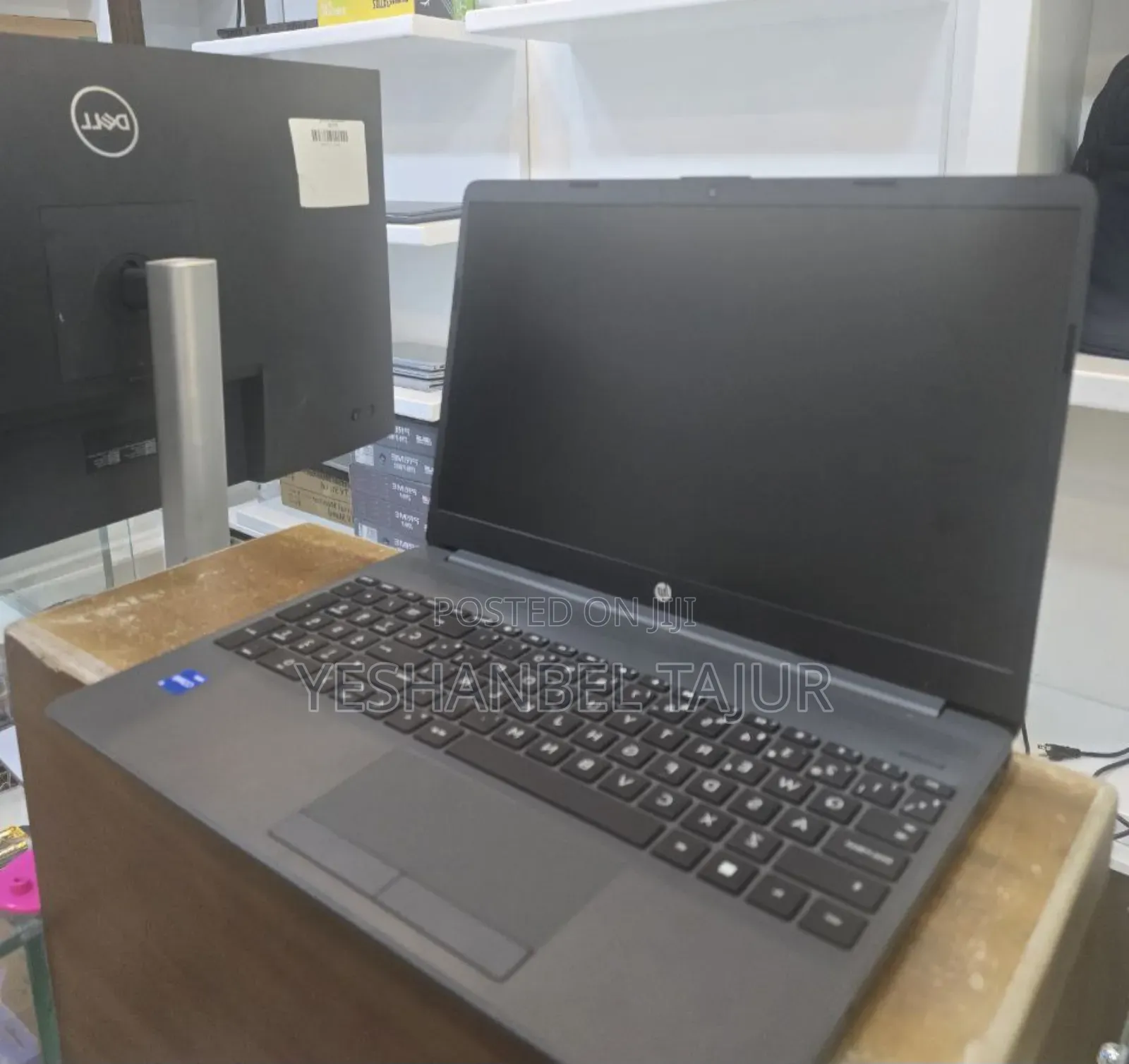 New Laptop HP Stream Notebook 8GB Intel Core I5 SSD 1T