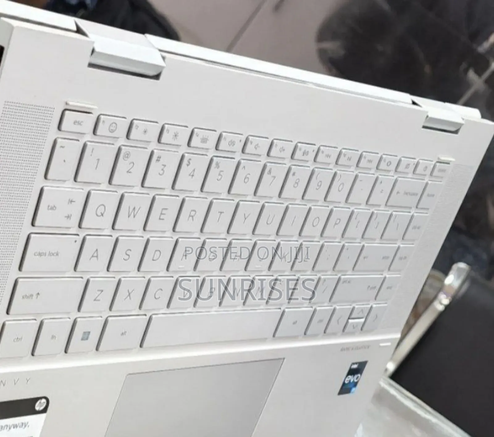 New Laptop HP Envy X360 8GB Intel Core I5 SSD 512GB