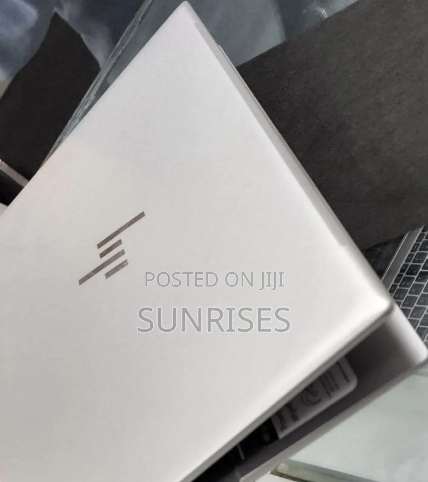 New Laptop HP Envy X360 8GB Intel Core I5 SSD 512GB