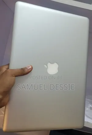 Laptop Apple MacBook Pro 8GB Intel Core 2 Quad HDD 350GB