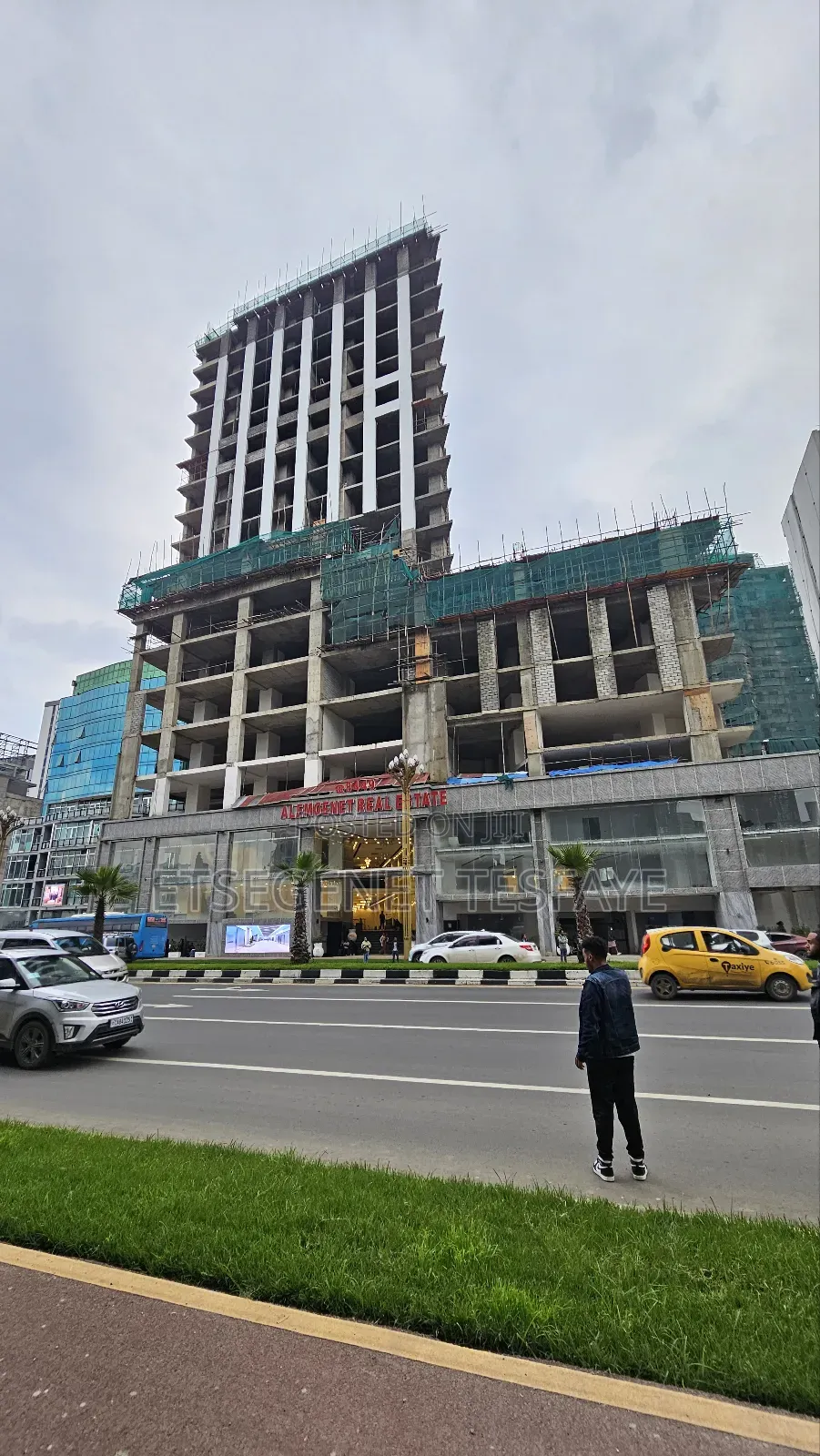 Furnished 2bdrm Apartment in Alemgenet Real, Bole for sale