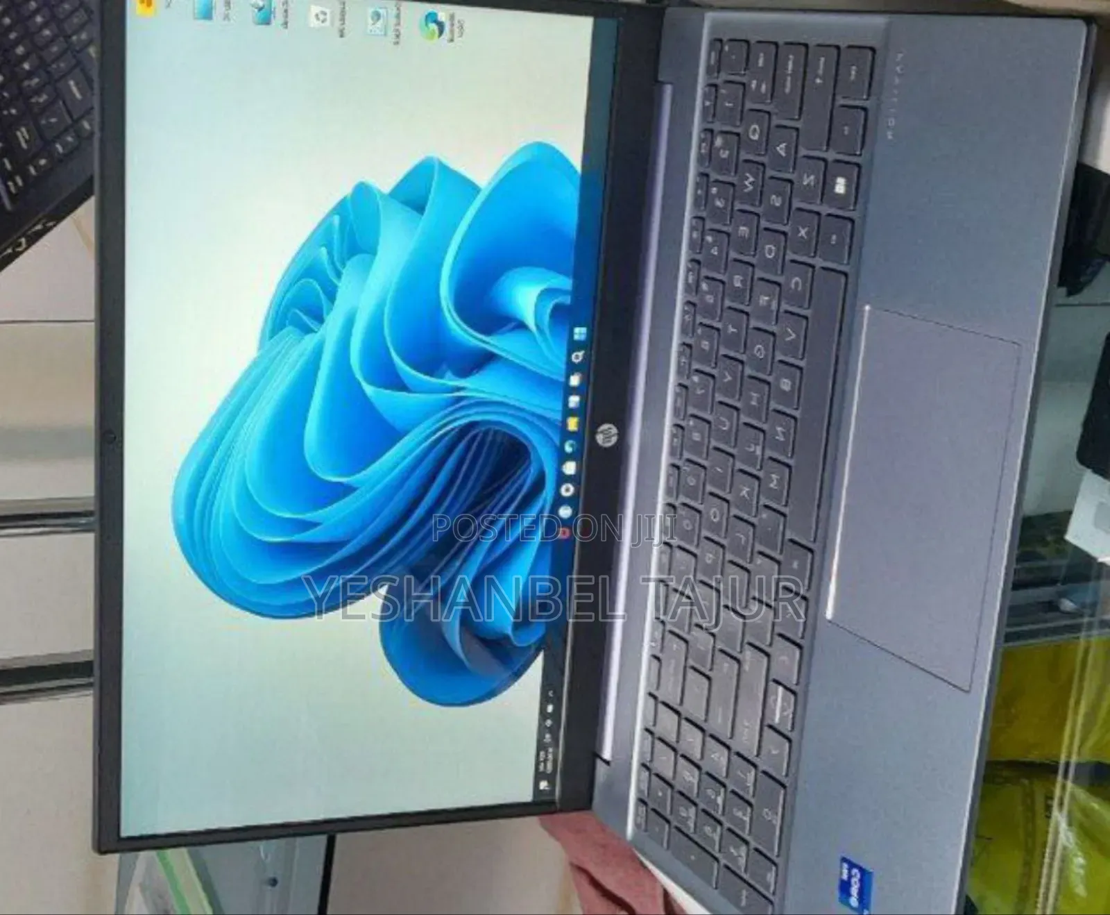 New Laptop HP Pavilion 15 8GB Intel Core I5 SSD 512GB