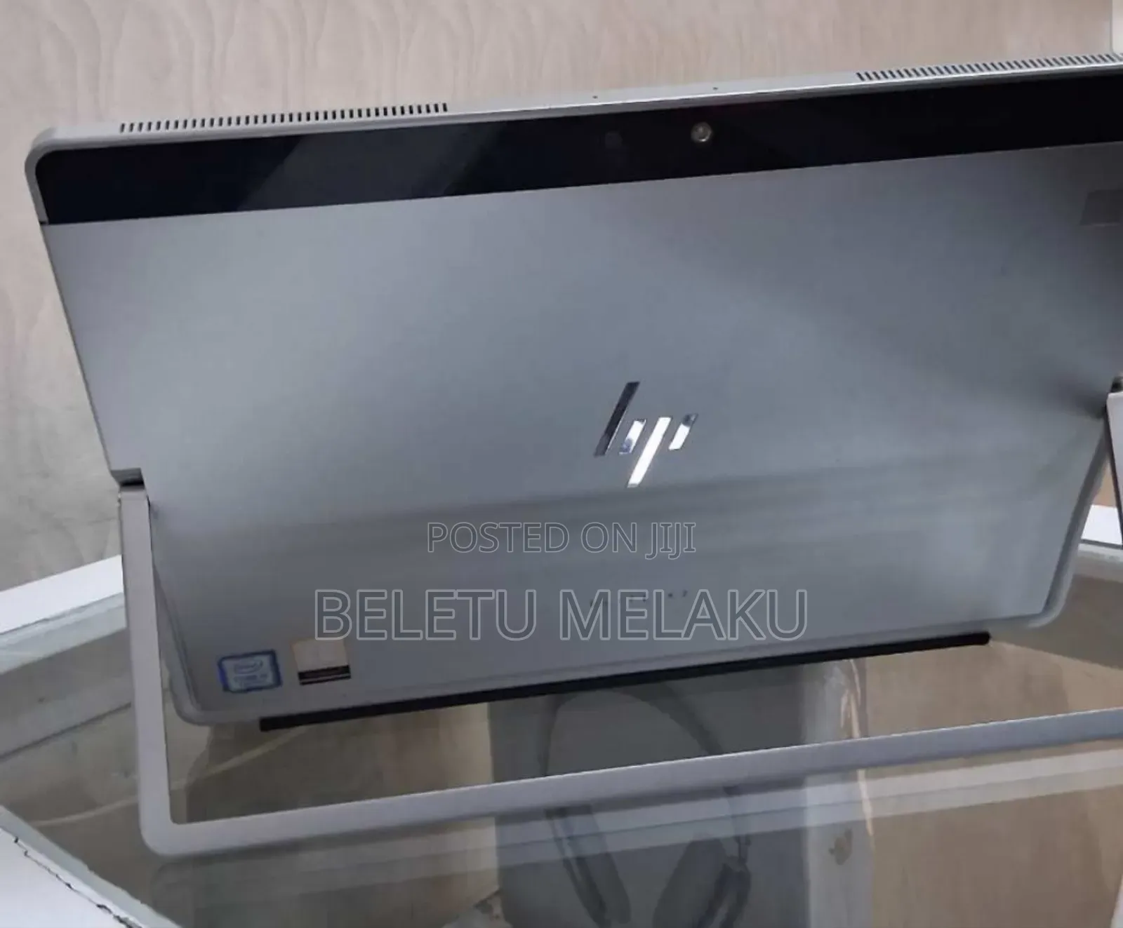 New Laptop HP X2 8GB Intel Core I5 SSD 256GB