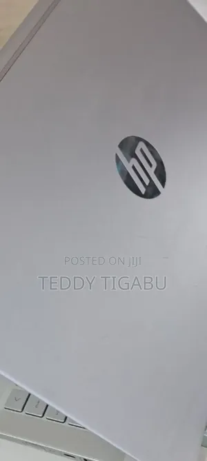 New Laptop HP Pavilion 15 8GB Intel Core I5 SSD 128GB