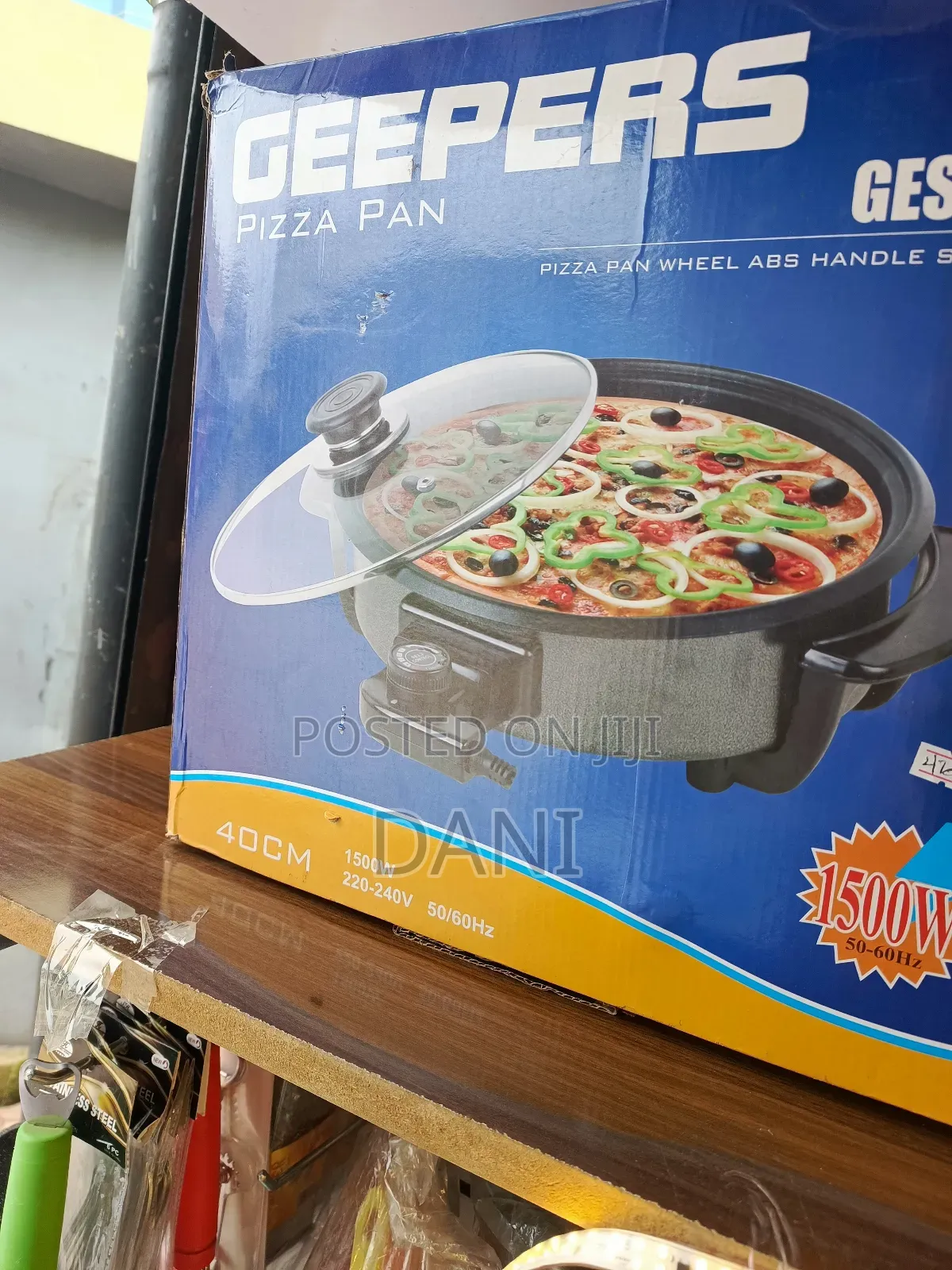 Geepas Electric Pizza Pan,