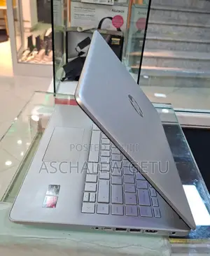 New Laptop HP Stream Notebook 8GB AMD Ryzen 5 HDD 512GB