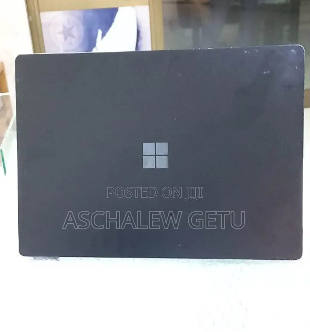 New Laptop Microsoft Surface 16GB Intel Core I7 SSD 512GB