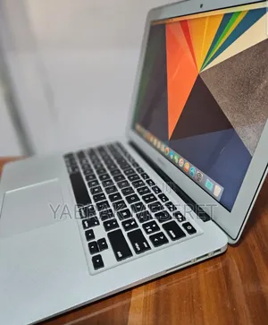 New Laptop Apple MacBook Air 2015 8GB Intel Core I5 SSD 256GB