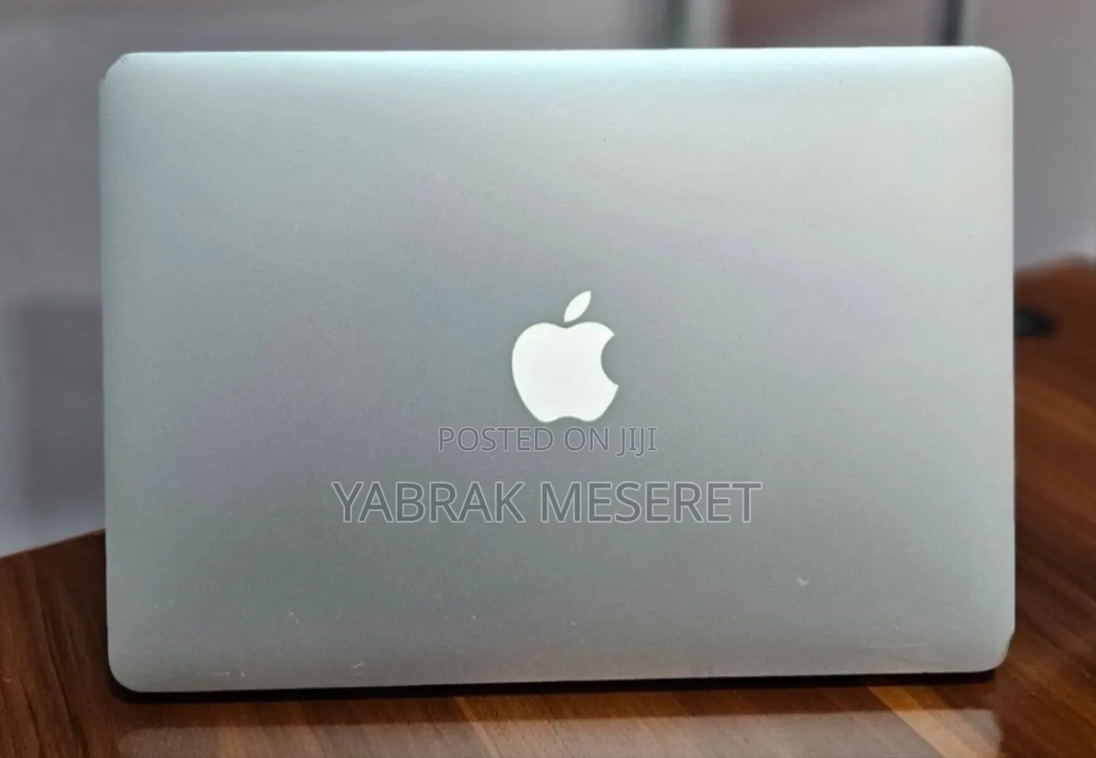 New Laptop Apple MacBook Air 2015 8GB Intel Core I5 SSD 256GB