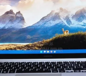 New Laptop Samsung Galaxy Book 2 8GB Intel Core i5 SSD 256GB