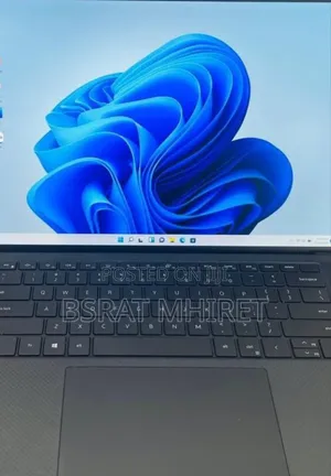 Photo - New Laptop Dell Precision 15 3520 32GB Intel Core I9 SSD 1T